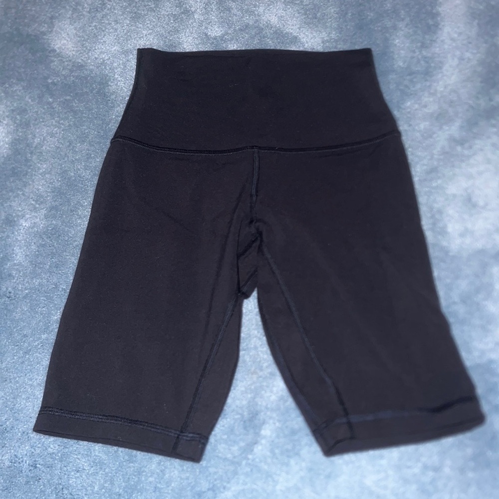 Lululemon Align Bike Shorts 8” Inseam Sz 2